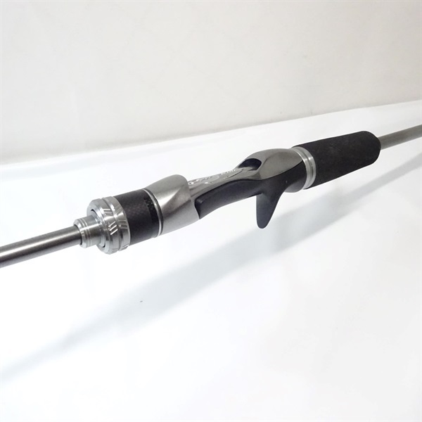 ２２クロスミッションＸＲＢ６６Ｍ